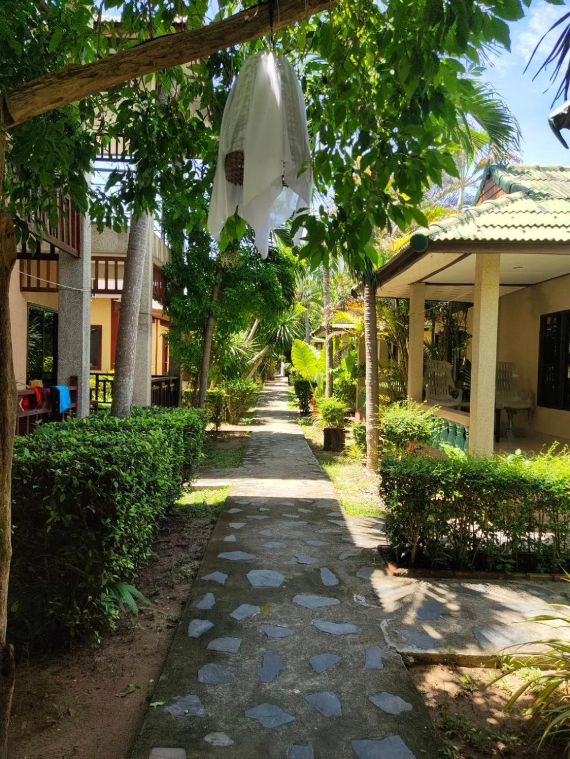 Lanta Riviera Resort - SHA Plus Ko Lanta Exterior foto