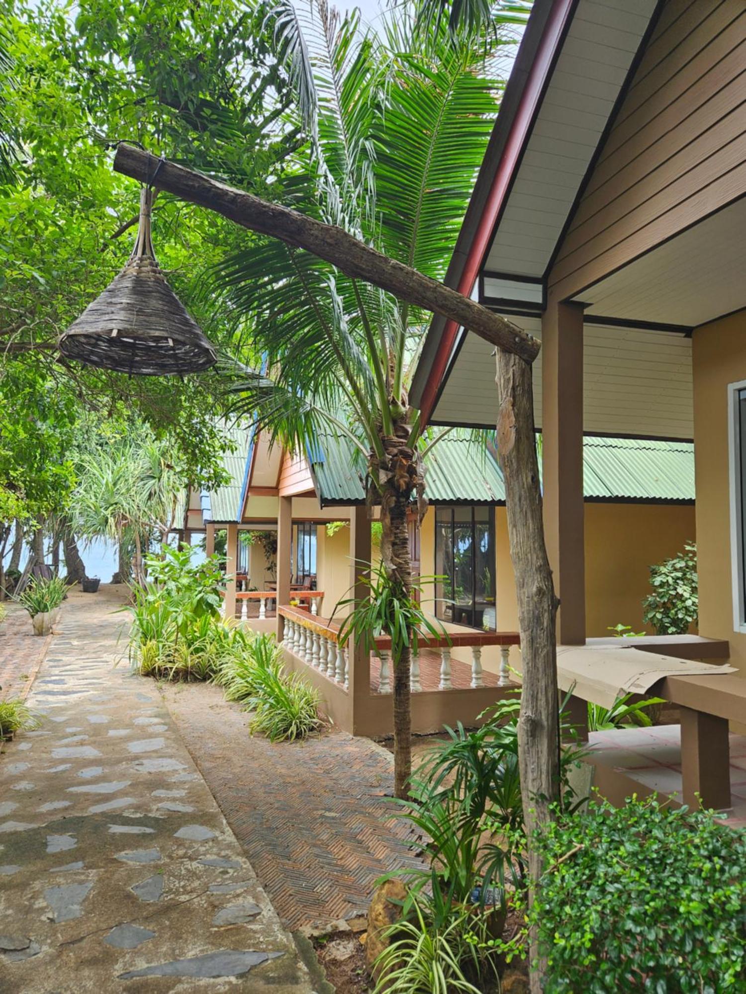 Lanta Riviera Resort - SHA Plus Ko Lanta Exterior foto